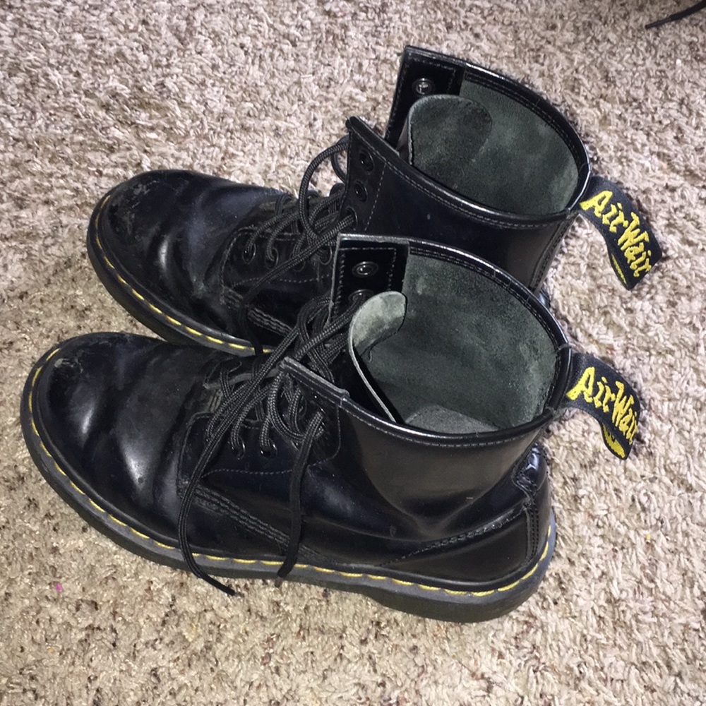 COPY - Doc Marten Original Black Boots Size 7 Wom…